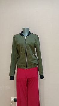 ВЕТРОВКА от RIVER ISLAND, размер 10, для женщин — секонд хенд ТВОЁ ВРЕМЯ