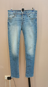 ДЖИНСЫ от JACK&JONES, размер 31 — секонд хенд ТВОЁ ВРЕМЯ